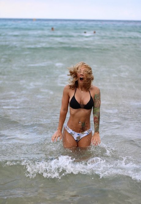 Sagittarinaficial model porn gallery