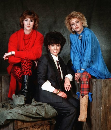 Leslie Ash hot star image