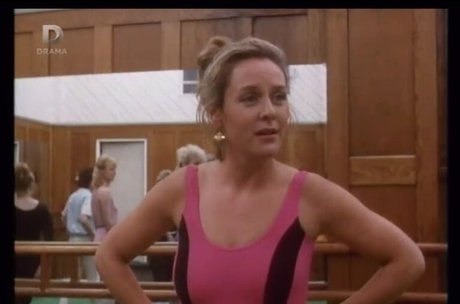 Amanda Burton nice star pictures