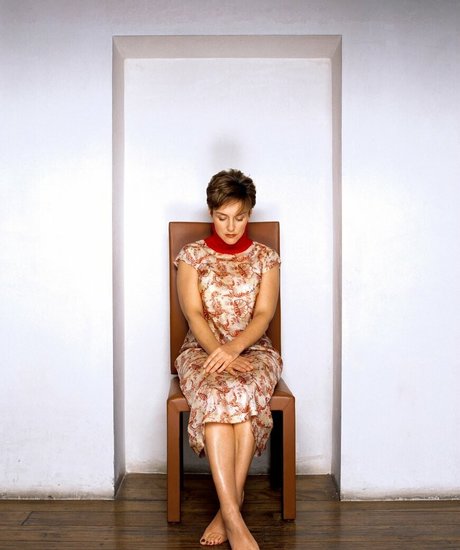 Amanda Burton star hot img