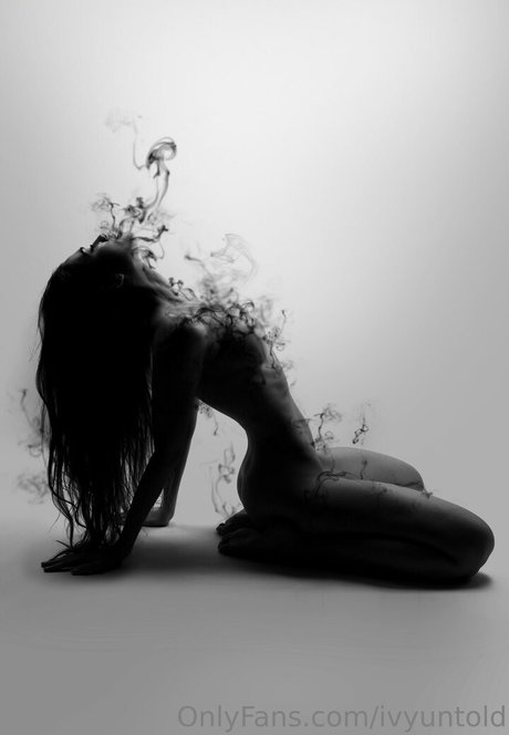 Ivyuntold pornographic model pics
