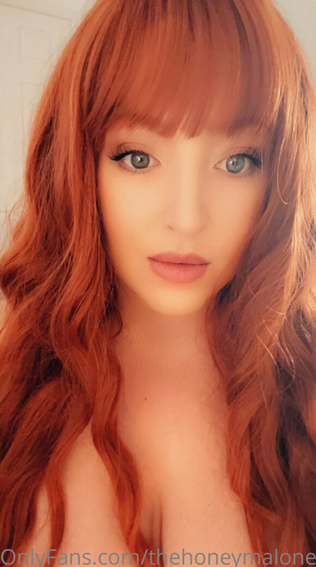 thehoneymalone star sex gallery