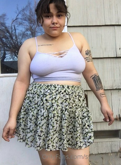 sydgettinbig model nude img