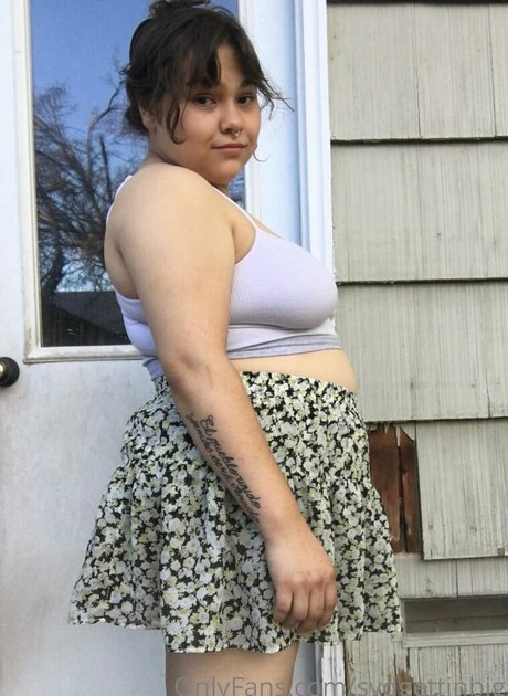 sydgettinbig adult model photo