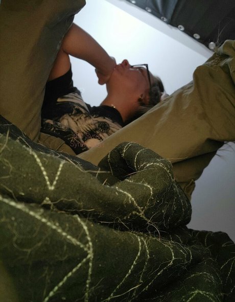 gtssyren pornstar erotic pictures