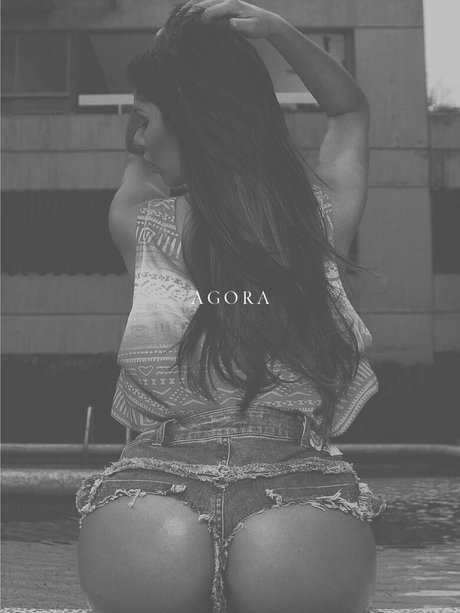 Oriana Garcia Ricardo best model image