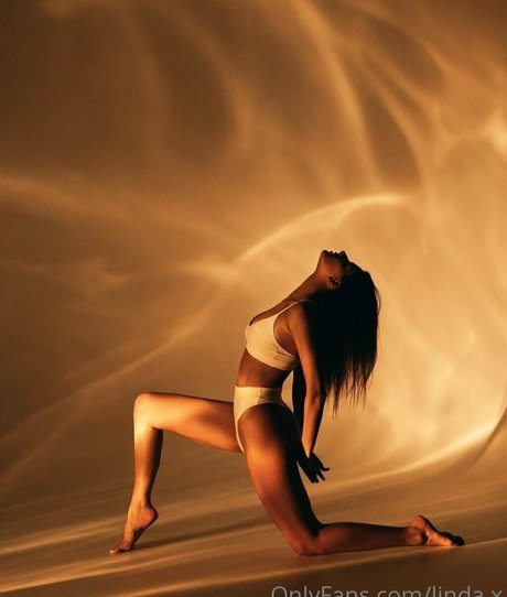 Linda x art actress pic