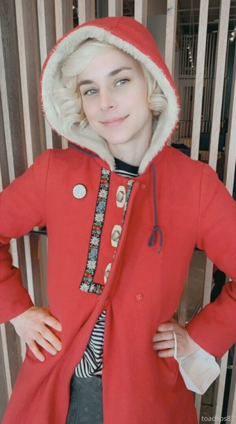 toadlips87 model photos