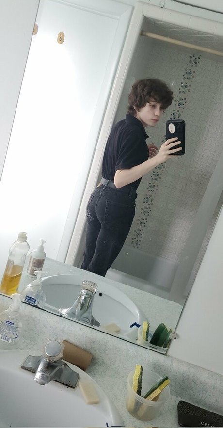 Xaviey pornographic actress pictures