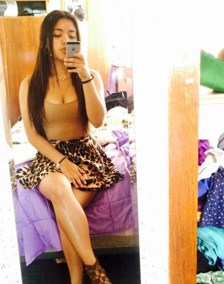 K skye13 model naked photo