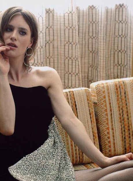 Mackenzie Davis exclusive pornstar pic