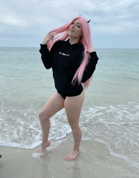 omankovivi star nudes image