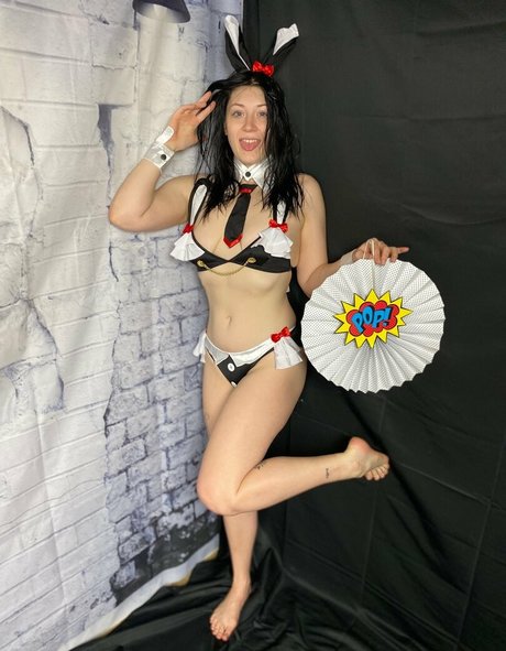 omankovivi hot model photos