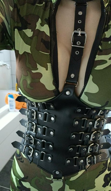 rubberdollruby nice model img