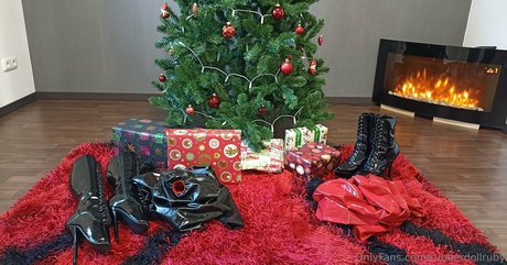 rubberdollruby best pornstar pictures