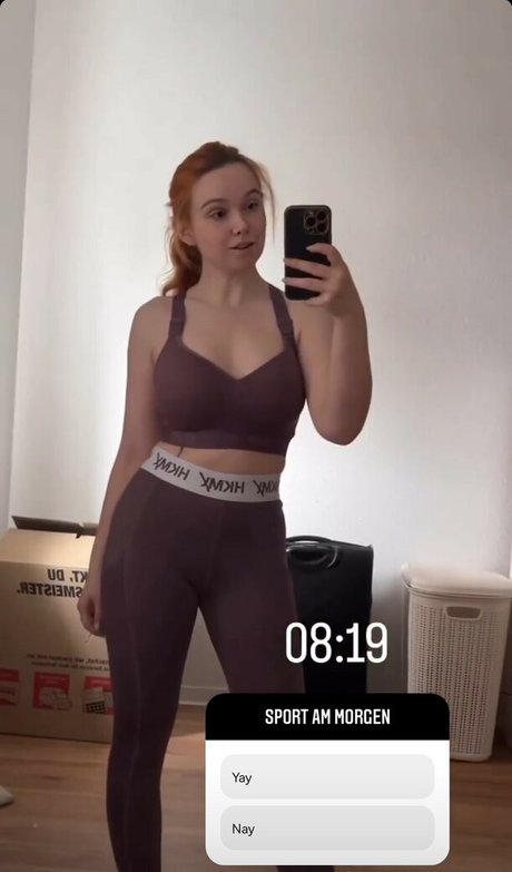 Feedeline star pornographic images