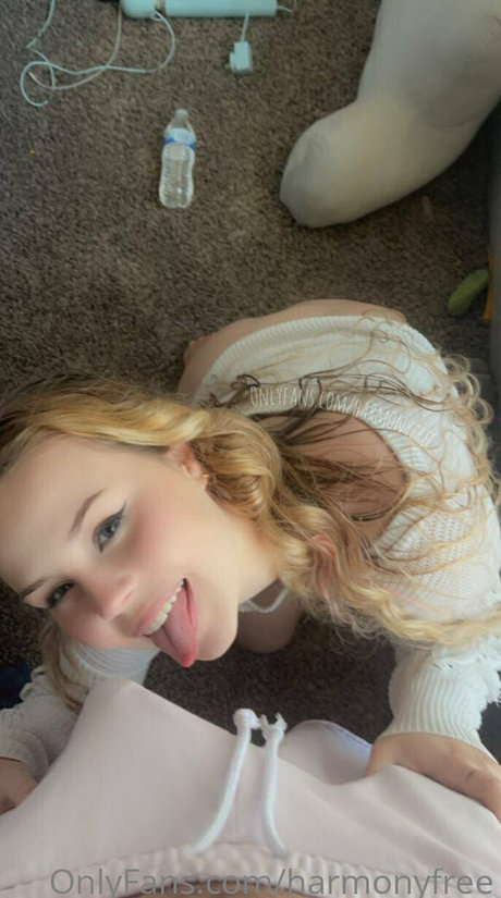 harmonyfree pornstar exclusive pics