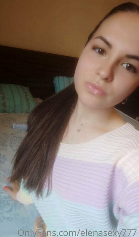 busty blonde onlyfans free sexy images