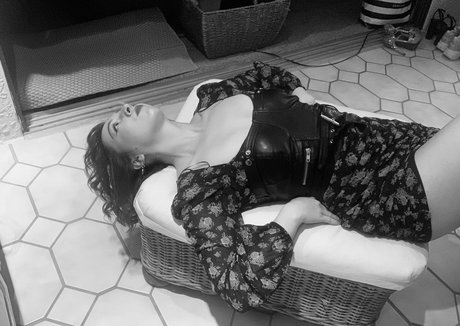 swallowpeaches star nudes pics