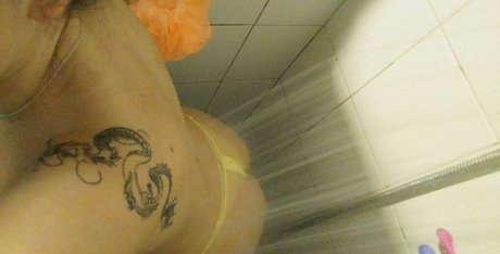 Raphaela Sinopoli nude star pics