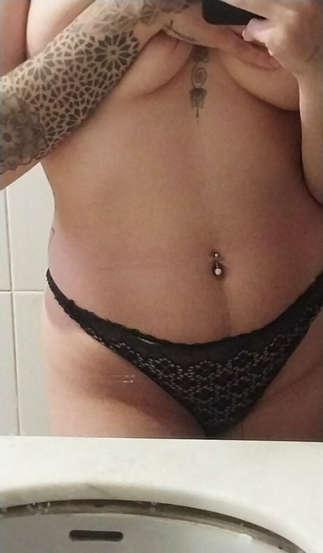 Raphaela Sinopoli naked star images