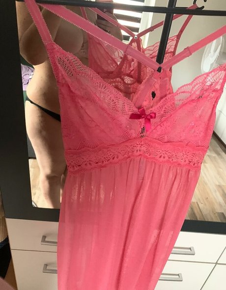 Vanessa Schlechter beautiful actress pics