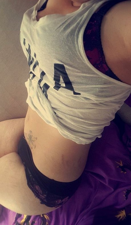 Vanessa Schlechter naked pornstar image