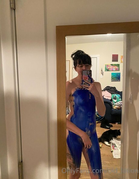 old lotion pretty model pics