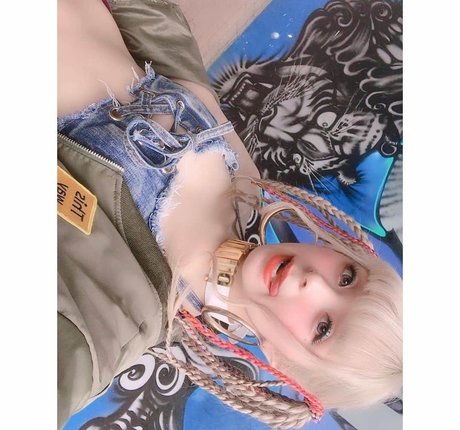 Mizuhashi Mai pornographic star pic