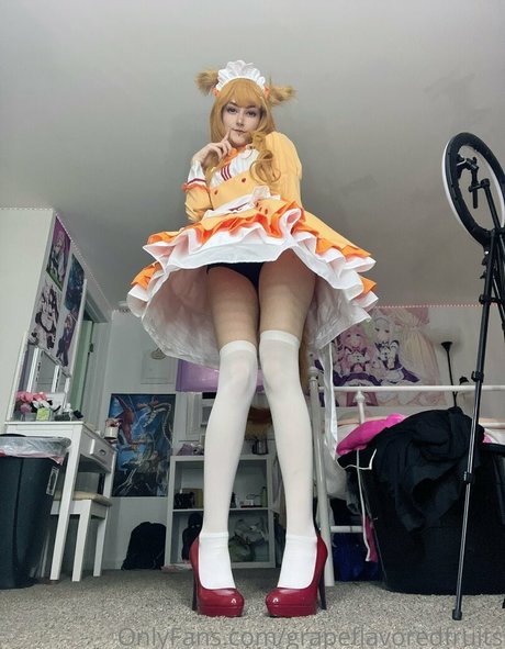 grapeflavoredfruits pornstar naked img