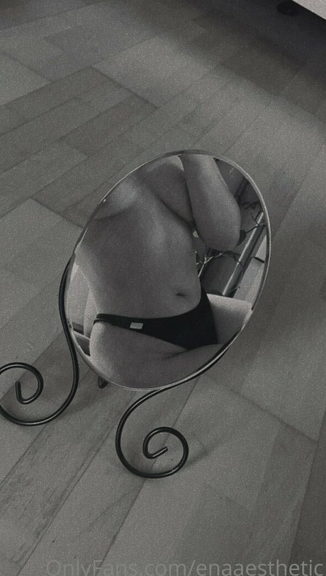 enaaesthetic star erotic pic