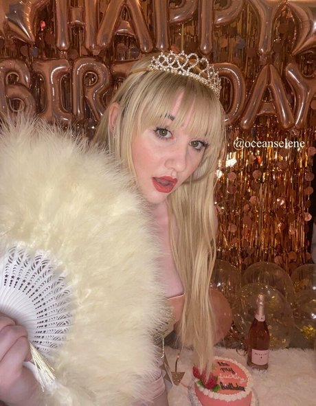 thatkinkything free model gallery