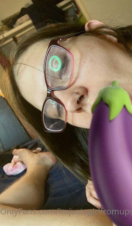 imjustagirlfromupstairs exclusive actress galleries