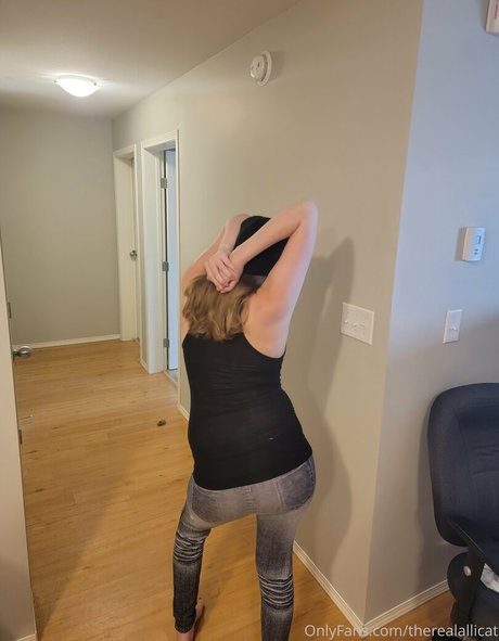 therealallicat pornstar sex image