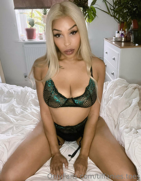 tiffanies toes erotic star pics