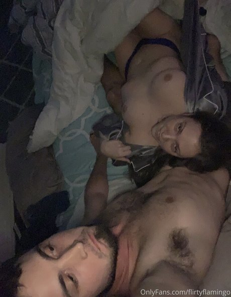 flirtyflamingo model erotic photos