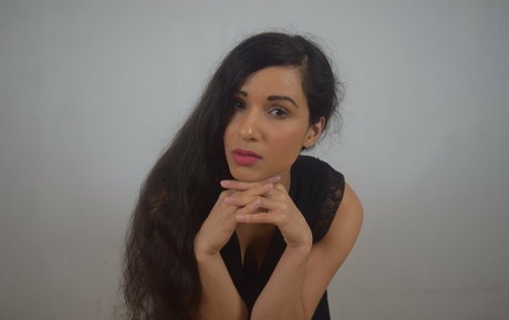 mirabellaestella naked model picture