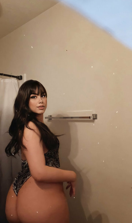 kiyomifujiifree nude actress img