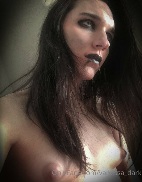 vanessa dark xxx star pic