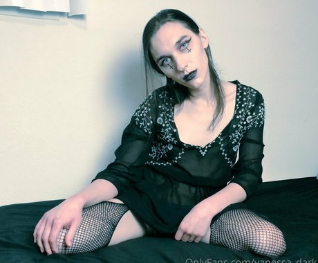 vanessa dark model gallery