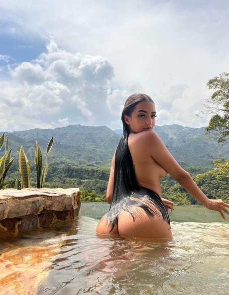 Isatorres23 pornstar nudes photo