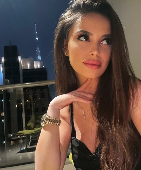 Maya Bulgarien art actress pics