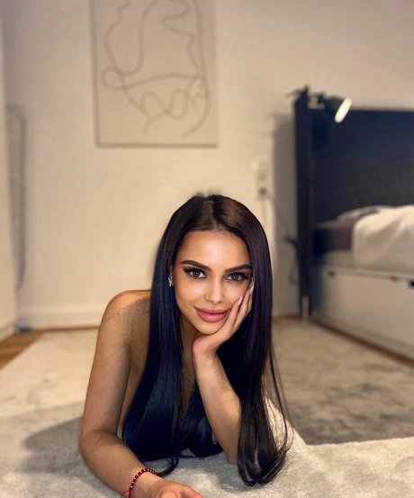 Maya Bulgarien xxx pornstar images