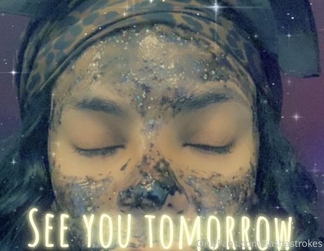 sashastrokes adult actress gallery