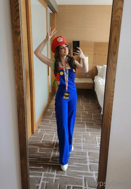 GypsyGeek erotic pornstar picture