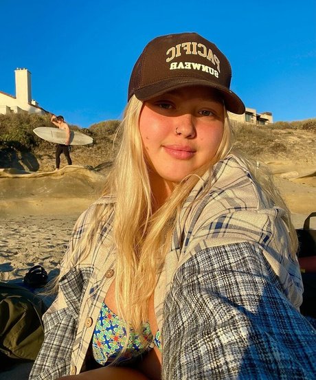 Peytn pretty actress photo