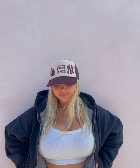 Peytn porn model photos