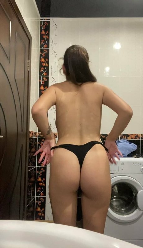 anyabrunette free model photos