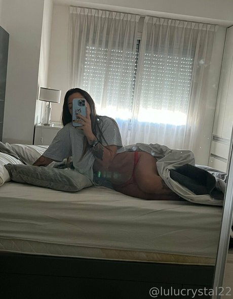 lulucrystal22 model art galleries