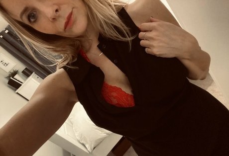 msyates72 sex model image